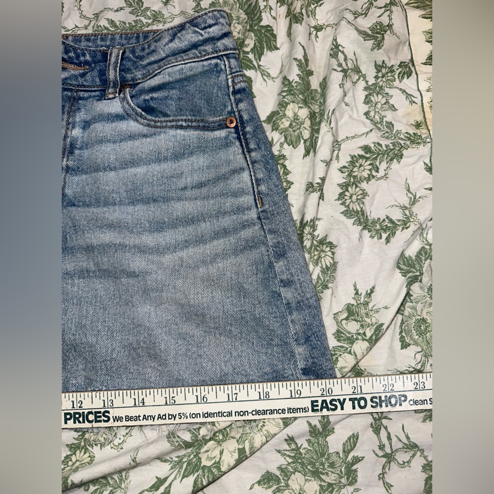 American Eagle Outfitters Light Blue Denim Mini Skirt, Mid rise. - Picture 11 of 11